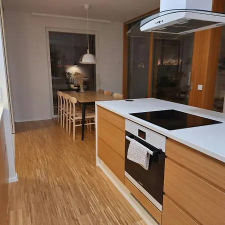 Apartamento Spacious For 6 With Sauna